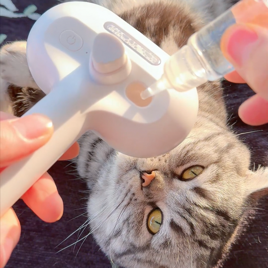 FurEverSmooth Brush — Less Shedding, More Cuddles